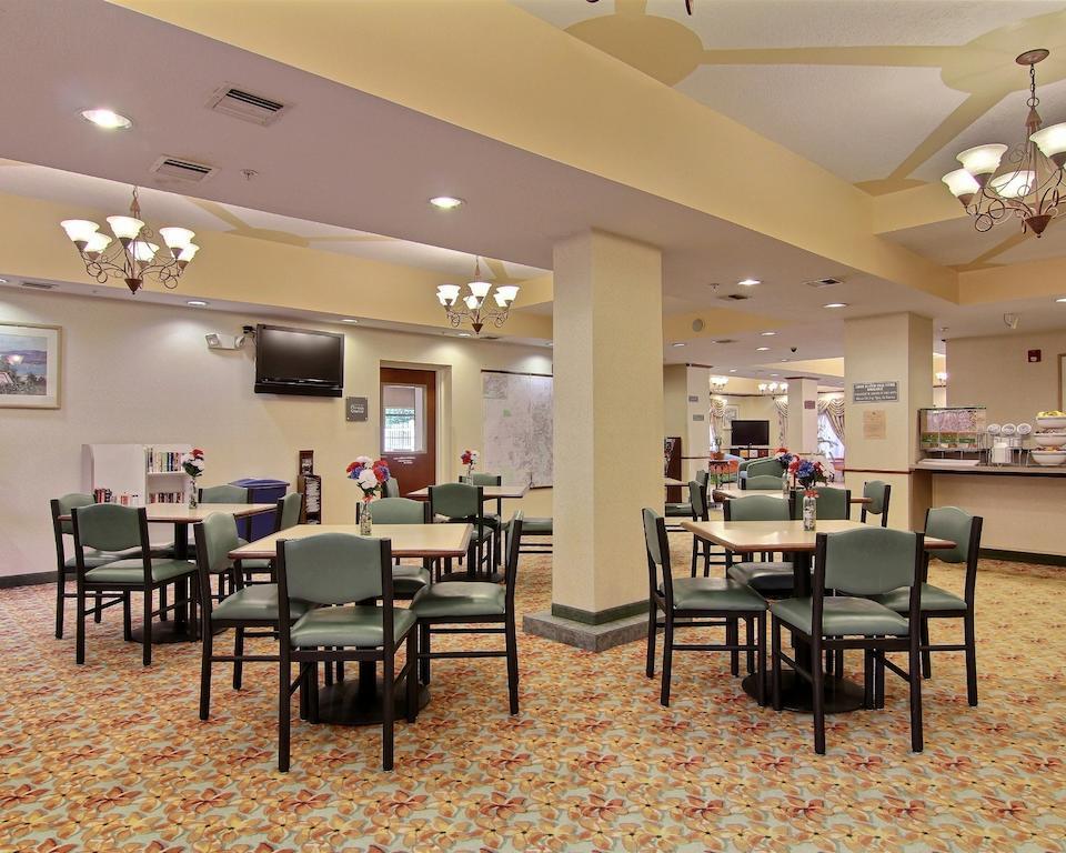 Hotel Comfort Airport