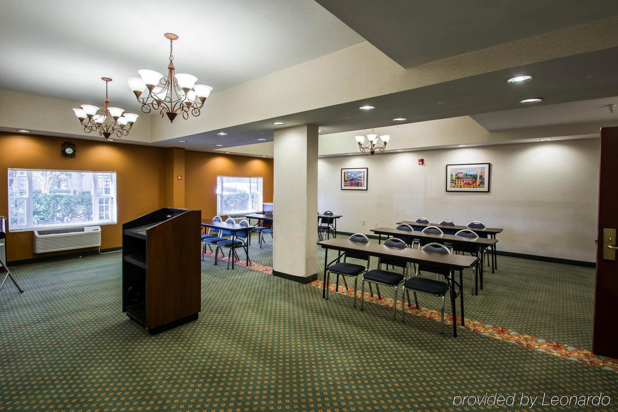 Comfort Airport Hotel